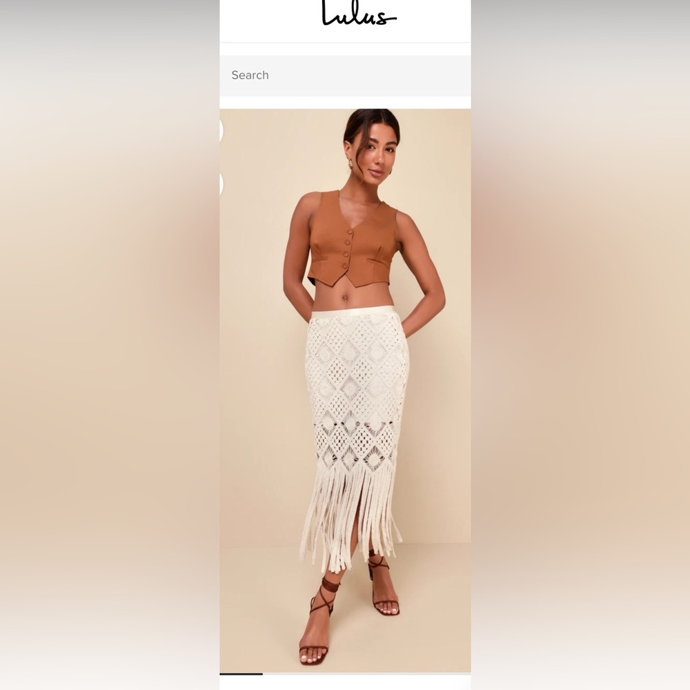 Lulu’s Crochet midi fringe skirt